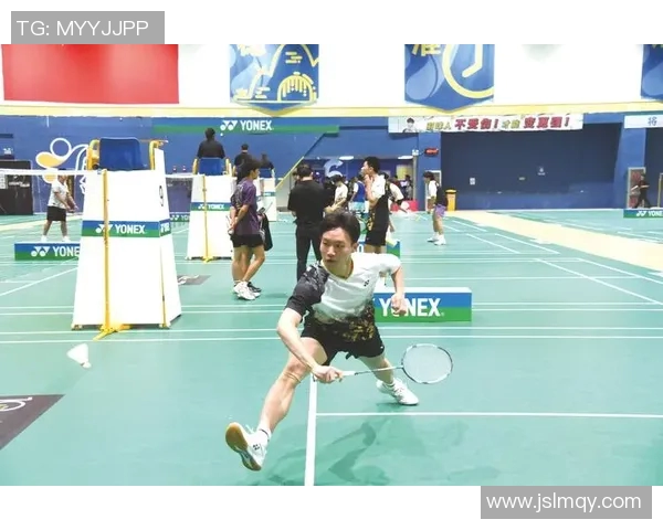 深圳羽毛球队在全国羽毛球速度排行榜中荣获第十名的佳绩引发关注