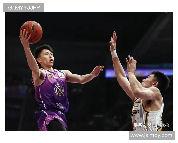 刘晓宇的成长之路：从篮球新星到职业赛场的奋斗历程与心路历程