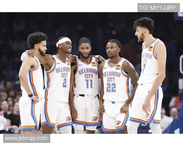 雷霆与快船激烈对抗赛场爆发冲突引发球迷热议