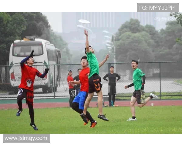 飞盘技术排行榜出炉深圳飞盘队荣登第六名引发热议 飞盘技术排行榜出炉深圳飞盘队荣登第六名引发热议